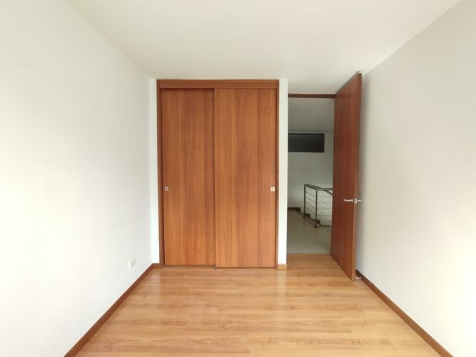 Apartamento de 3 alcobas en arriendo en El Diamante No. 2, Medellín, 120 m² · foto 12 de 20