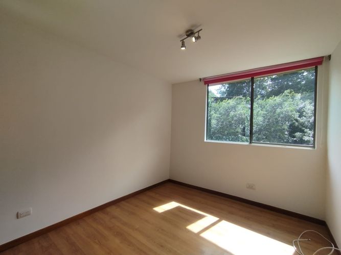 Apartamento de 3 alcobas en arriendo en El Diamante No. 2, Medellín, 120 m² · foto 13 de 20