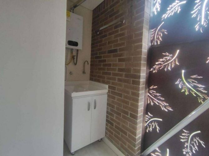 Apartamento de 2 alcobas en arriendo en Laureles, Medellín, 89 m² · foto 10 de 20