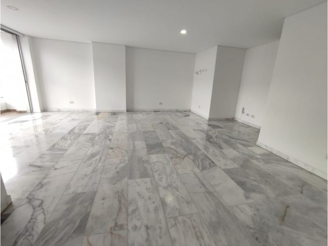 Apartamento en arriendo en Conquistadores, Medellín, 100 m² · foto 2 de 21
