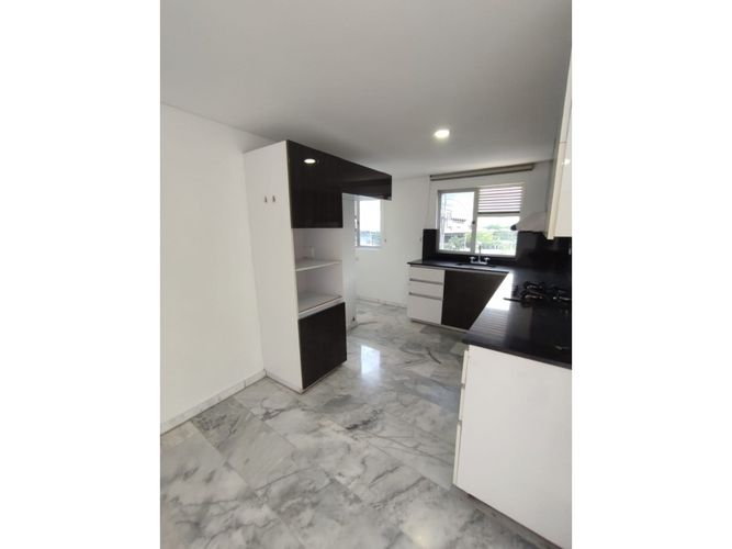 Apartamento en arriendo en Conquistadores, Medellín, 100 m² · foto 14 de 21