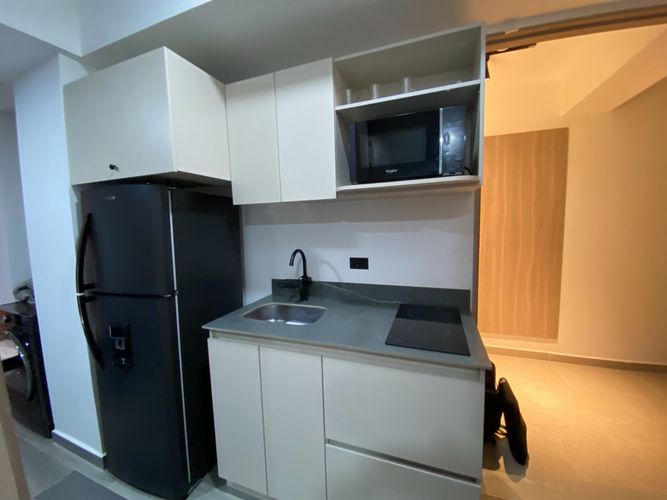 Apartaestudio en venta en Conquistadores, Medellín, 20 m² · foto 6 de 13
