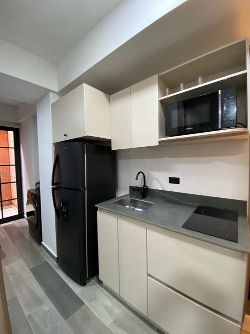 Apartaestudio en venta en Conquistadores, Medellín, 20 m² · foto 7 de 13
