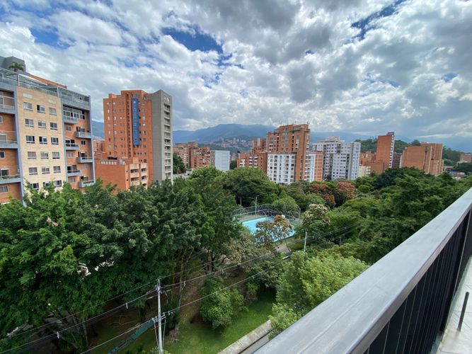 Apartaestudio en venta en Conquistadores, Medellín, 20 m² · foto 13 de 13