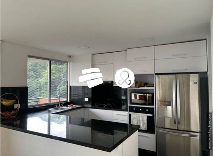 Apartamento de 3 alcobas en venta en El Poblado, Medellín, 150 m² · foto 5 de 15