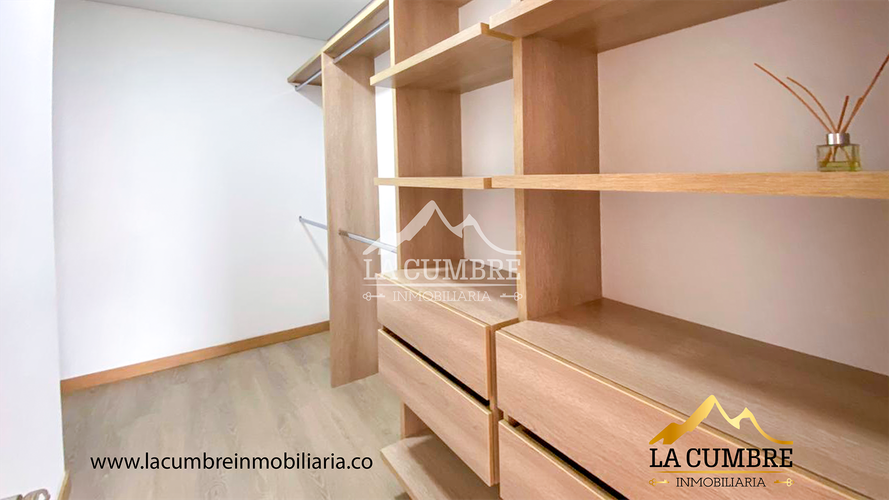 Apartamento de 2 alcobas en arriendo en Los Balsos, Medellín, 95 m² · foto 10 de 11