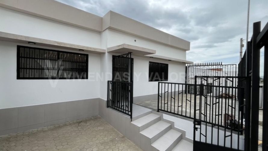 Casa de 3 alcobas en venta en El Contento, Cúcuta, 97 m² · foto 8 de 9