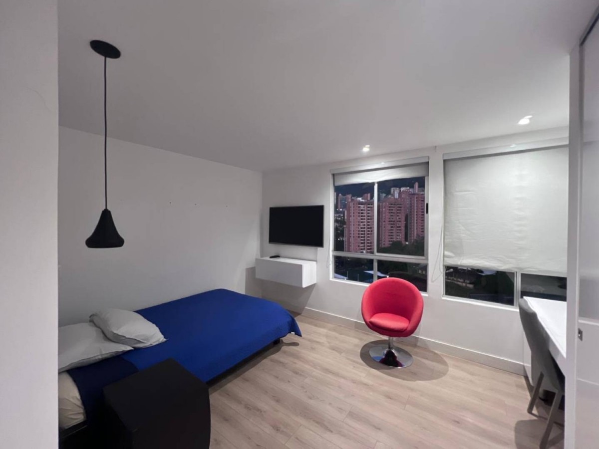 Apartamento en venta en Altos Del Poblado, Medellín · foto 12 de 24