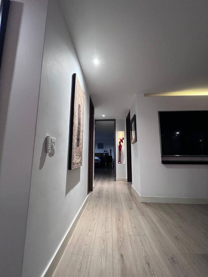 Apartamento en venta en Altos Del Poblado, Medellín · foto 19 de 24