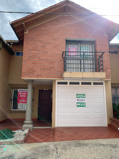 3BR House in San antonio (140 m²)