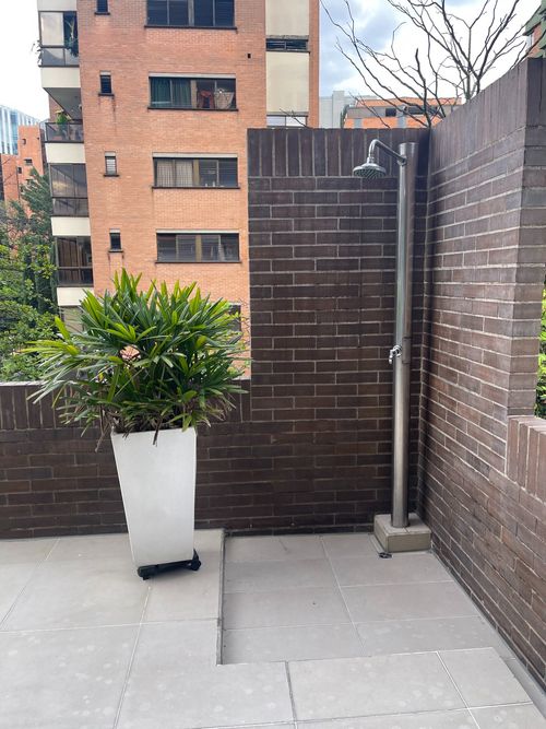 Apartamento de 3 alcobas en venta en La Aguacatala, Medellín, 110 m² · foto 7 de 16