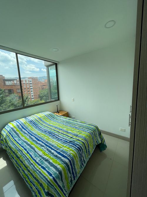 Apartamento de 3 alcobas en venta en La Aguacatala, Medellín, 110 m² · foto 13 de 16