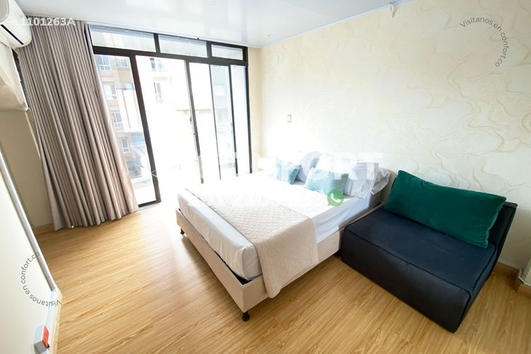 Apartamento de 10 alcobas en arriendo en Laureles, Medellín, 340 m² · foto 21 de 24