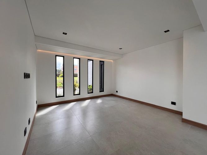 Casa de 4 alcobas en venta en Llano Grande, Rionegro, 510 m² · foto 7 de 19