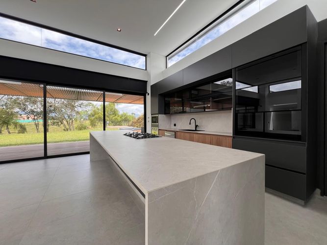 Casa de 4 alcobas en venta en Llano Grande, Rionegro, 510 m² · foto 5 de 19
