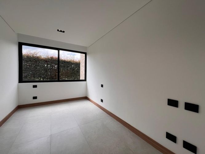 Casa de 4 alcobas en venta en Llano Grande, Rionegro, 510 m² · foto 14 de 19