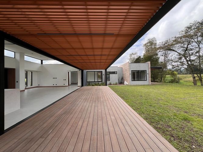 Casa de 4 alcobas en venta en Llano Grande, Rionegro, 510 m² · foto 18 de 19
