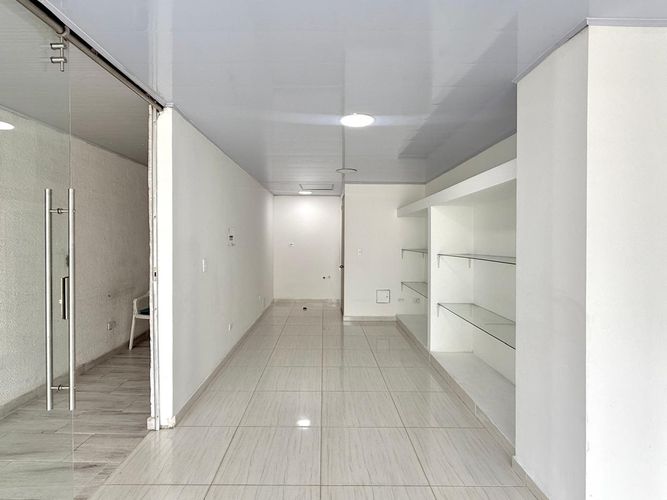 Local en arriendo en Sector Lago Uribe, Pereira, 34 m² · foto 4 de 8