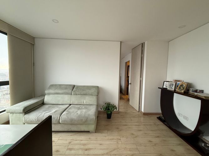 Apartamento de 3 alcobas en arriendo en Santa Maria Del Lago, Bogotá, 96 m² · foto 23 de 24