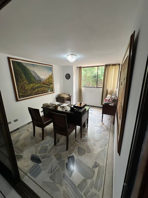 Apartamento de 4 alcobas en venta en Normandia, Cali, 246 m² · foto 18 de 24