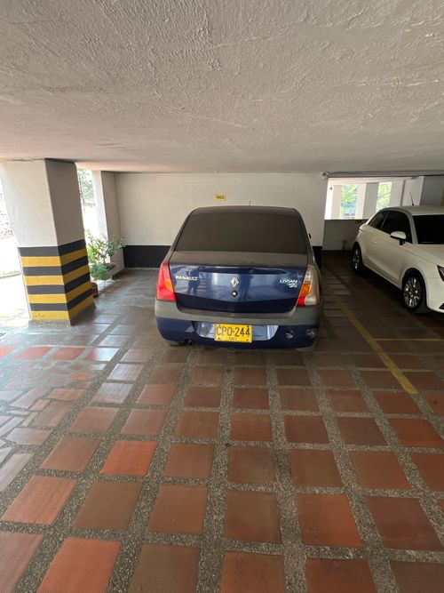 Apartamento de 4 alcobas en venta en Normandia, Cali, 246 m² · foto 22 de 24