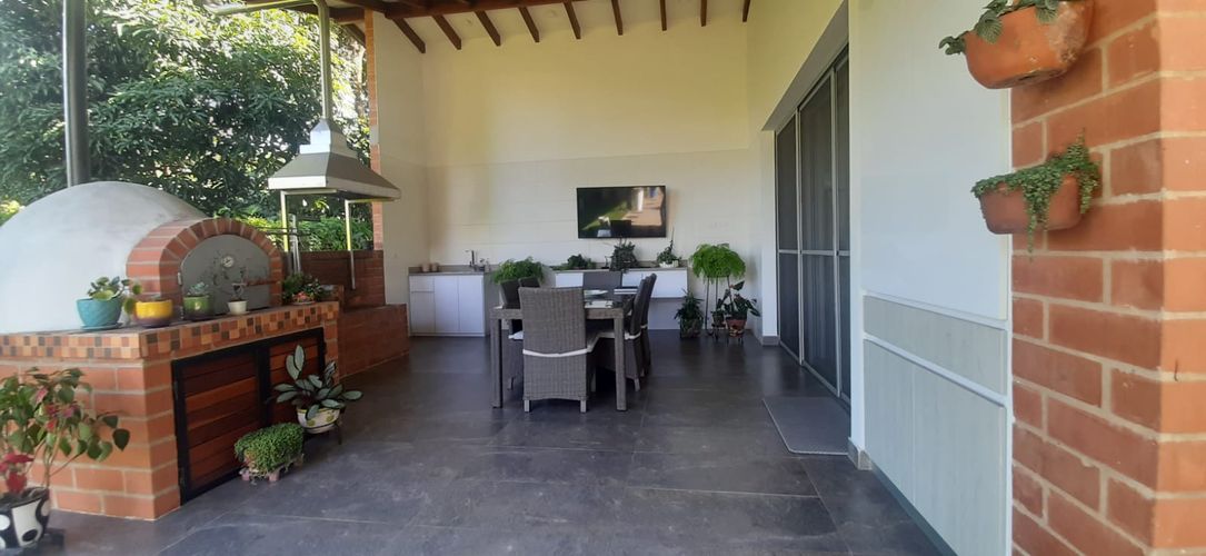 Casa de 4 alcobas en venta en Chorro De La Plata, Cali, 350 m² · foto 12 de 24
