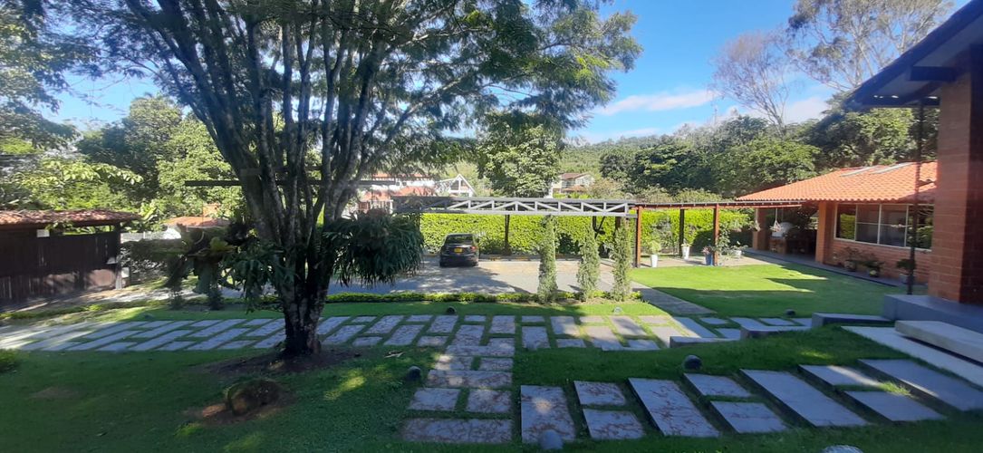 Casa de 4 alcobas en venta en Chorro De La Plata, Cali, 350 m² · foto 10 de 24