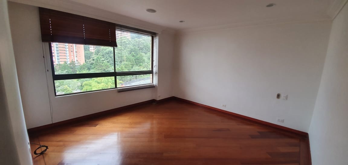 Apartamento en arriendo en El Tesoro, Medellín · foto 13 de 24