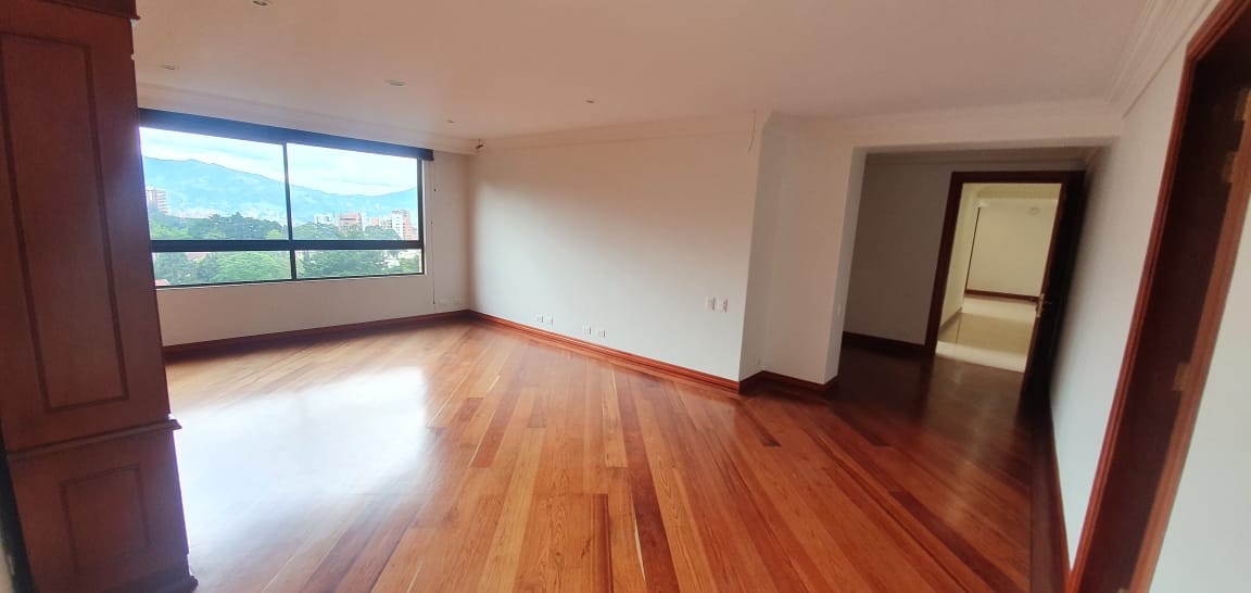 Apartamento en arriendo en El Tesoro, Medellín · foto 21 de 24