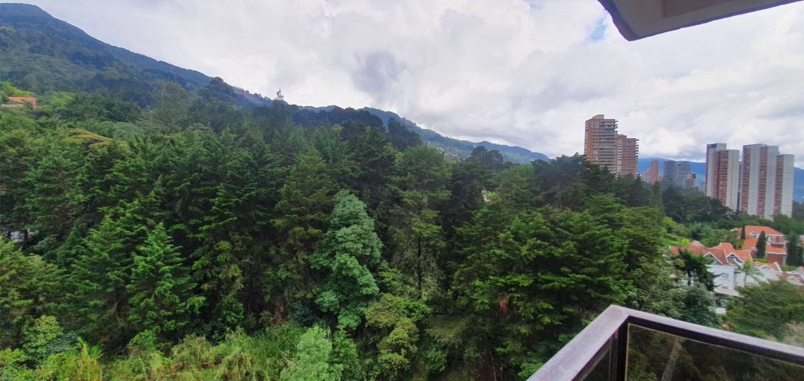 Apartamento en arriendo en El Tesoro, Medellín · foto 10 de 24