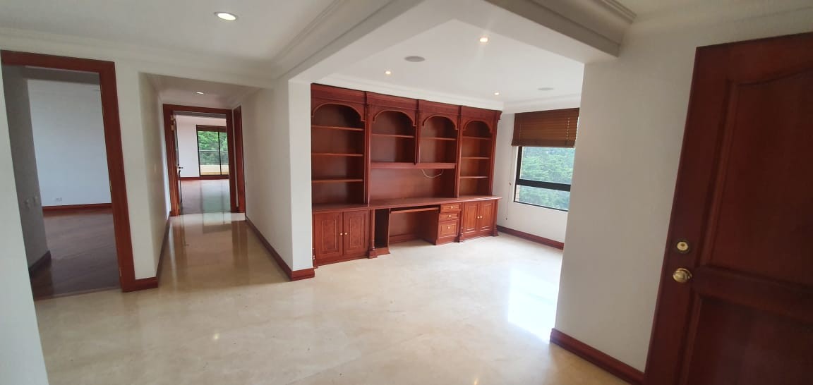 Apartamento en arriendo en El Tesoro, Medellín · foto 15 de 24