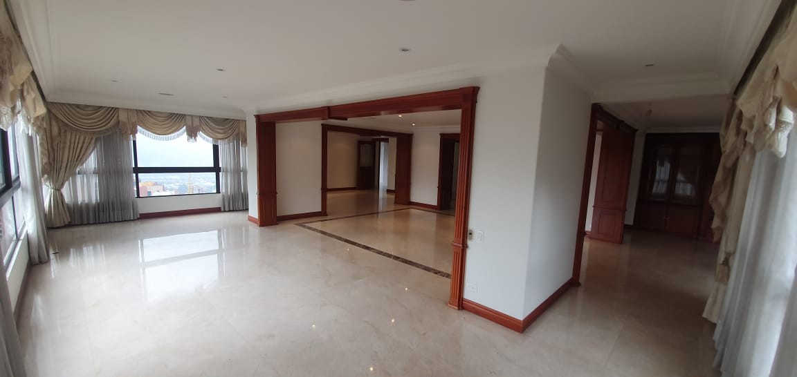 Apartamento en arriendo en El Tesoro, Medellín · foto 18 de 24