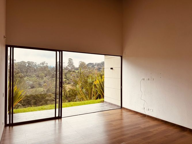 Casa de 4 alcobas en venta en Pantanillo, El Retiro, 300 m² · foto 3 de 15
