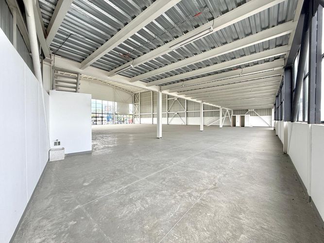 Bodega en arriendo en Catalan, Pereira, 2060 m² · foto 4 de 14