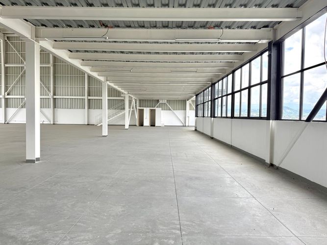 Bodega en arriendo en Catalan, Pereira, 2060 m² · foto 5 de 14