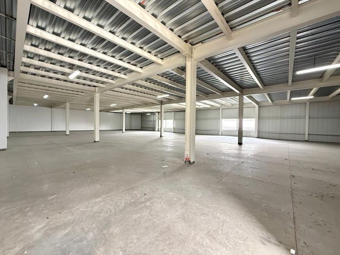 Bodega en arriendo en Catalan, Pereira, 2060 m² · foto 11 de 14