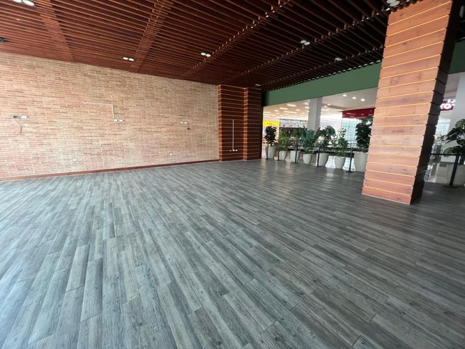Local en venta en El Poblado, Medellín, 250 m² · foto 7 de 16