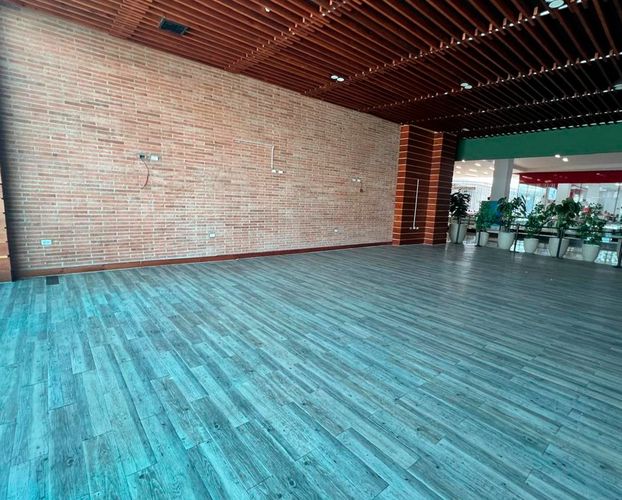 Local en venta en El Poblado, Medellín, 250 m² · foto 11 de 16