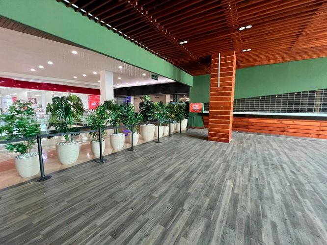 Local en venta en El Poblado, Medellín, 250 m² · foto 14 de 16