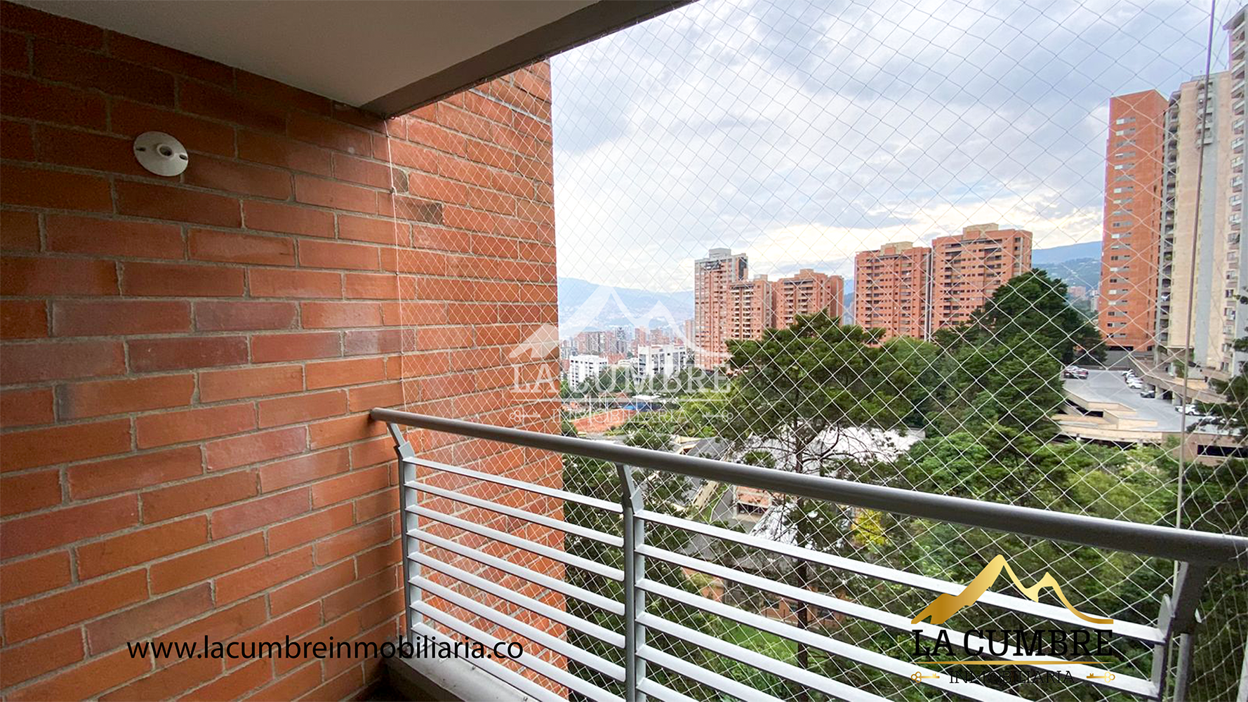 Apartamento en arriendo en Los Balsos, Medellín · foto 13 de 14
