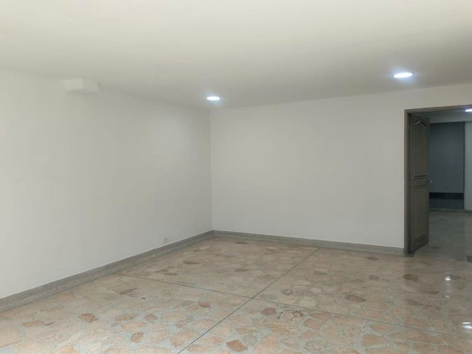 Apartamento de 4 alcobas en venta en El Poblado, Medellín, 239 m² · foto 12 de 19