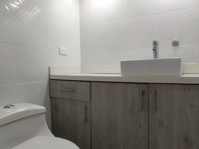 Apartamento de 4 alcobas en venta en El Poblado, Medellín, 239 m² · foto 18 de 19