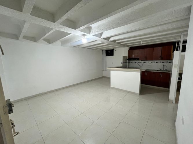 Apartamento de 3 alcobas en venta en Caracoli, Floridablanca, 58 m² · foto 2 de 11