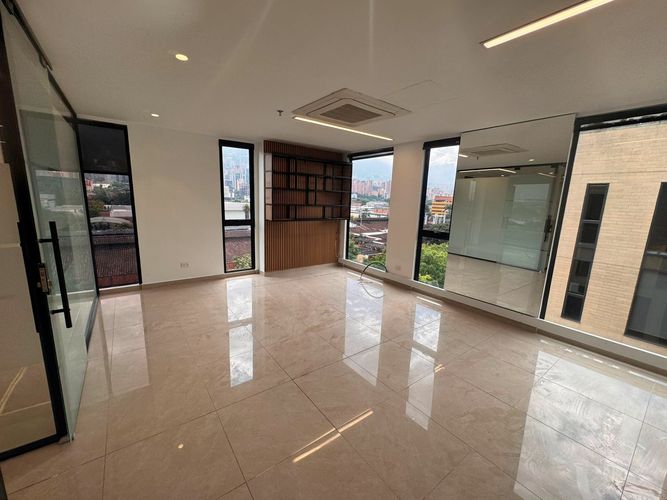 Oficina en venta en Villa Del Parque, Medellín, 300 m² · foto 17 de 19
