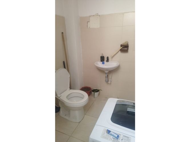 Casa de 3 alcobas en venta en Las Mercedes, Medellín, 234 m² · foto 6 de 18