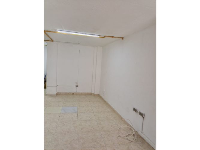 Casa de 3 alcobas en venta en Las Mercedes, Medellín, 234 m² · foto 7 de 18