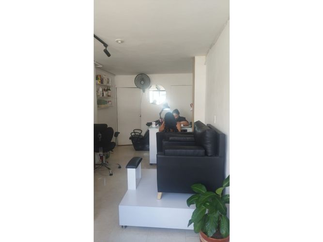 Casa de 3 alcobas en venta en Las Mercedes, Medellín, 234 m² · foto 8 de 18