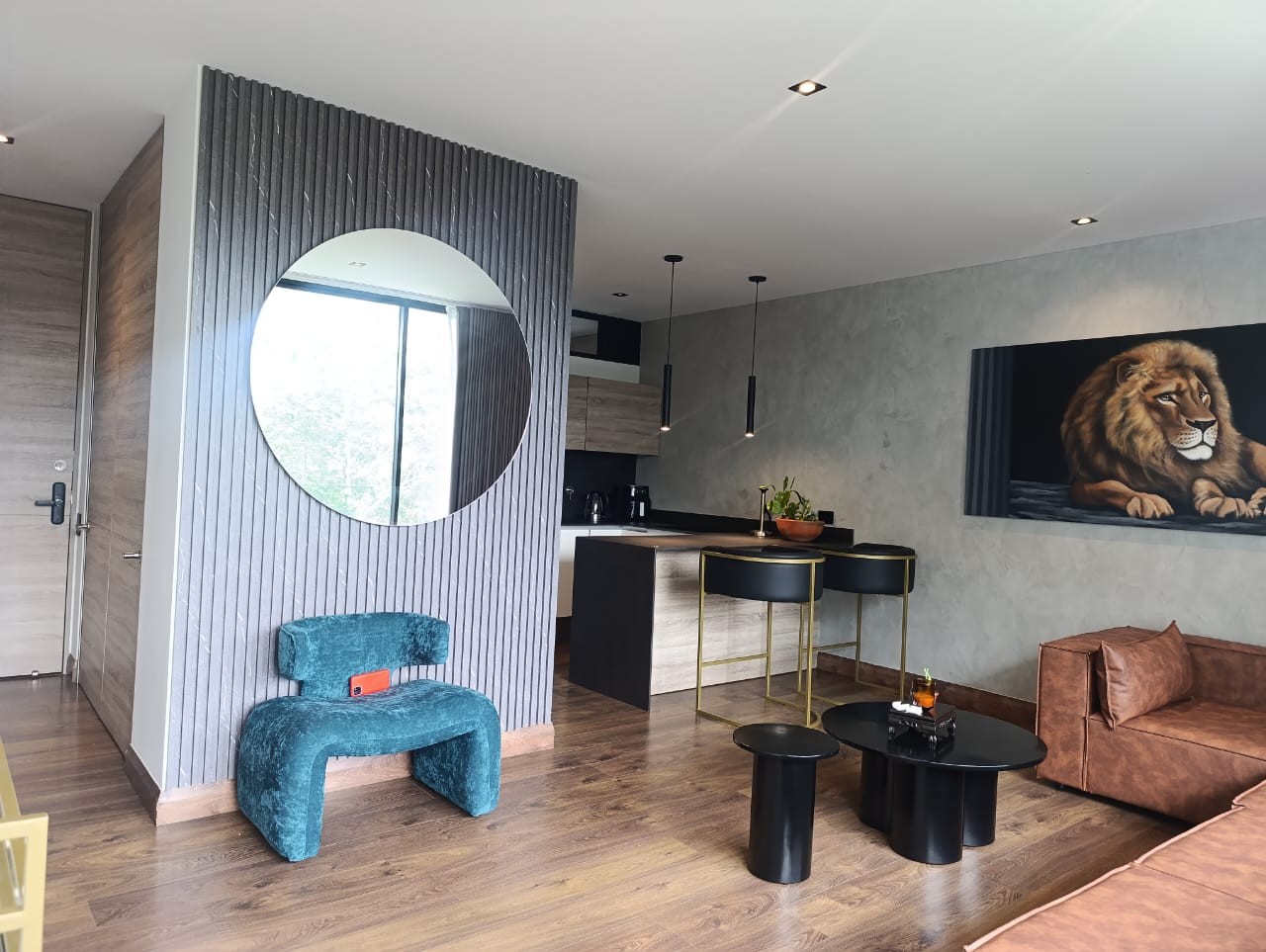 Apartamento en venta en El Poblado, Medellín · foto 2 de 15