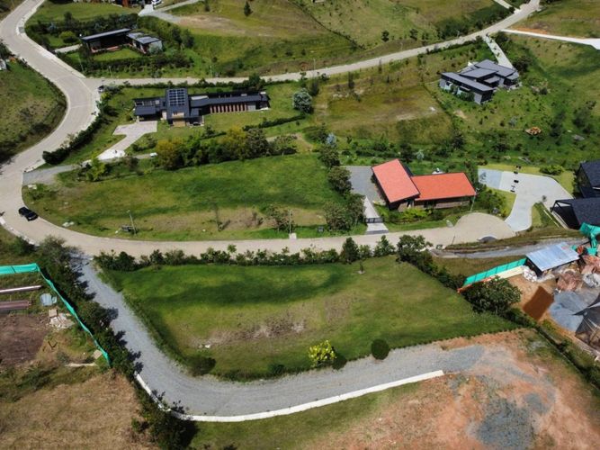 Lote en venta en Pantanillo, El Retiro, 1913 m² · foto 2 de 20