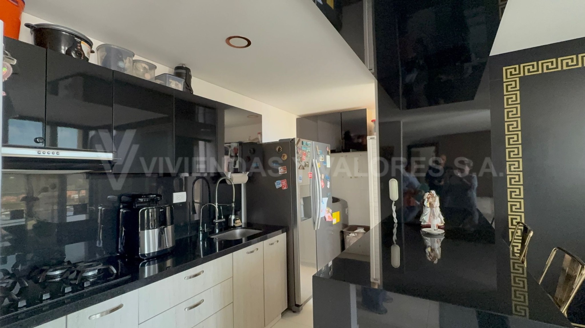 Apartamento en venta en Manolo Lemus, Cúcuta · foto 2 de 12